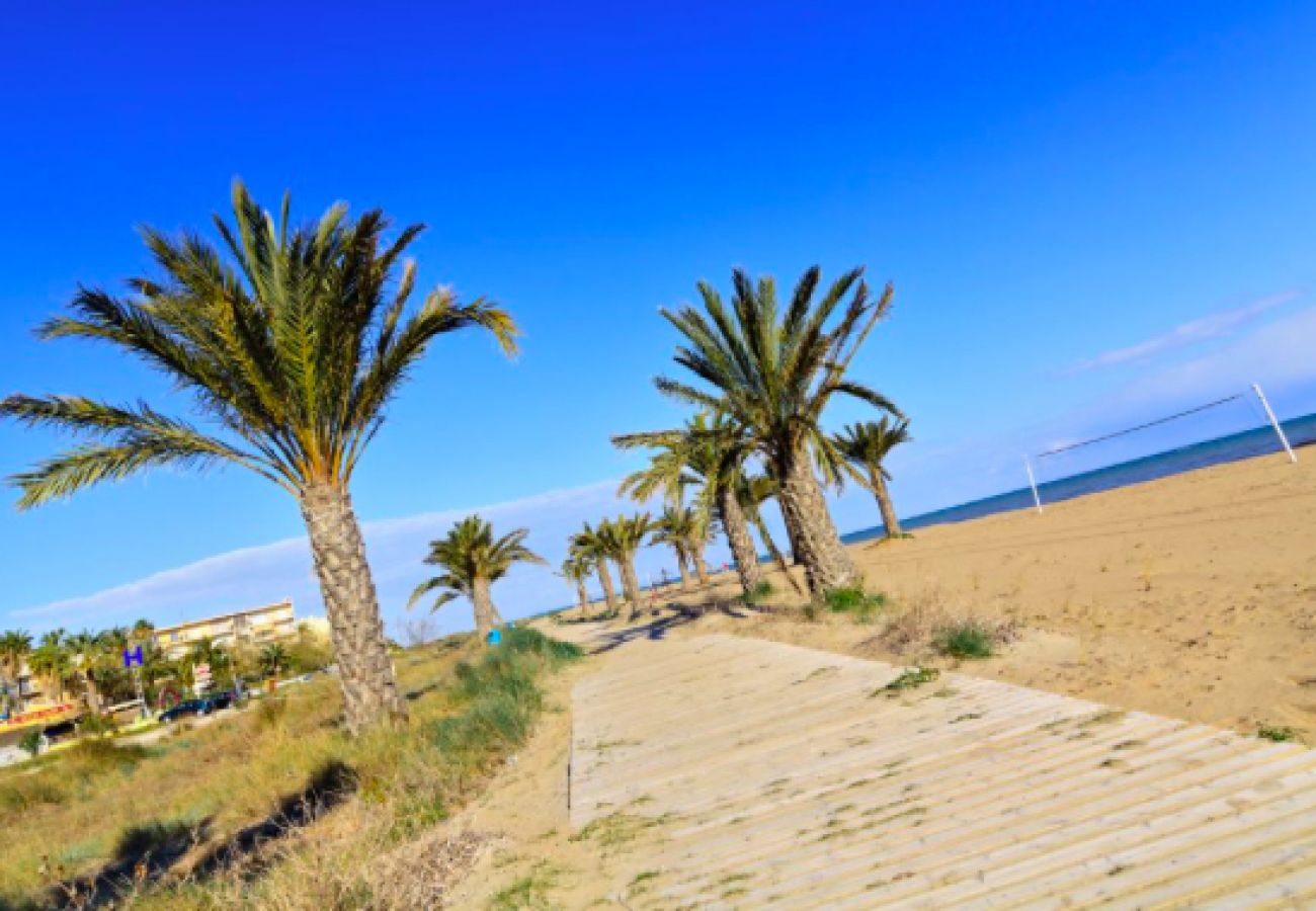 Apartamento en Denia - CARLTON 01 VYB en la playa y muy cerca de Dénia