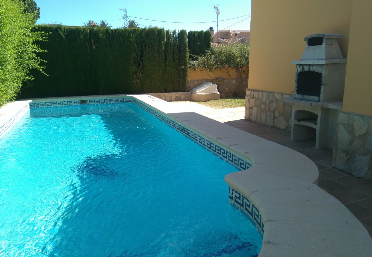 Chalet en Denia - Villa Lletxola con piscina privada