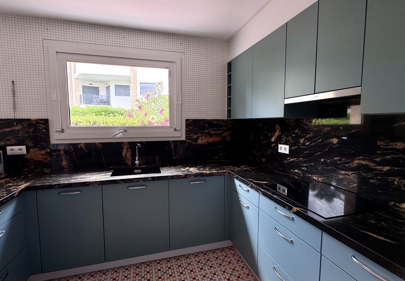 Villa en Denia - VILLA PRIMERA LINEA  LM-080