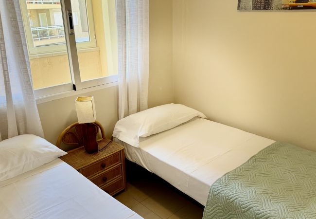 Apartamento en Denia - CARLTON 5 Primera linea de playa con gran terraza Apartamento en Denia - CARLTON 5 Primera linea de playa con gran terraza