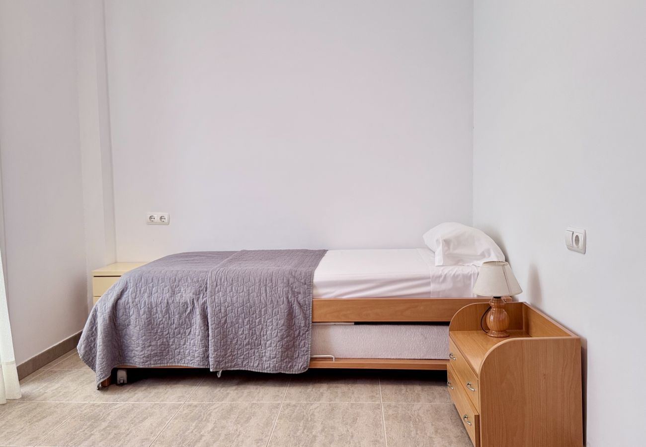 Apartamento en Denia - Marivent 3 hab VYB- LM 053