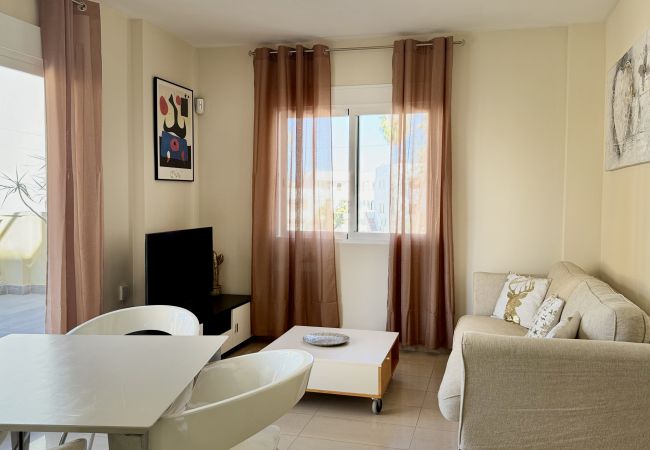 Ferienwohnung in Denia - CARLTON 5 Erste Strandreihe mit großer Terrasse Ferienwohnung in Denia - CARLTON 5 Erste Strandreihe mit großer Terrasse