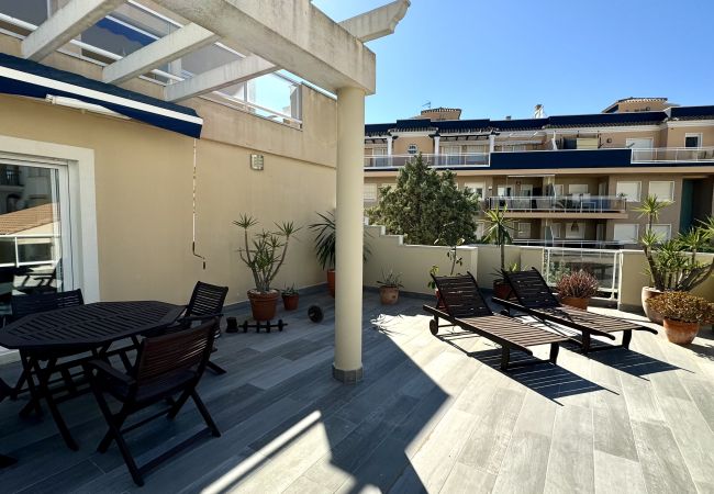 Ferienwohnung in Denia - CARLTON 5 Erste Strandreihe mit großer Terrasse Ferienwohnung in Denia - CARLTON 5 Erste Strandreihe mit großer Terrasse