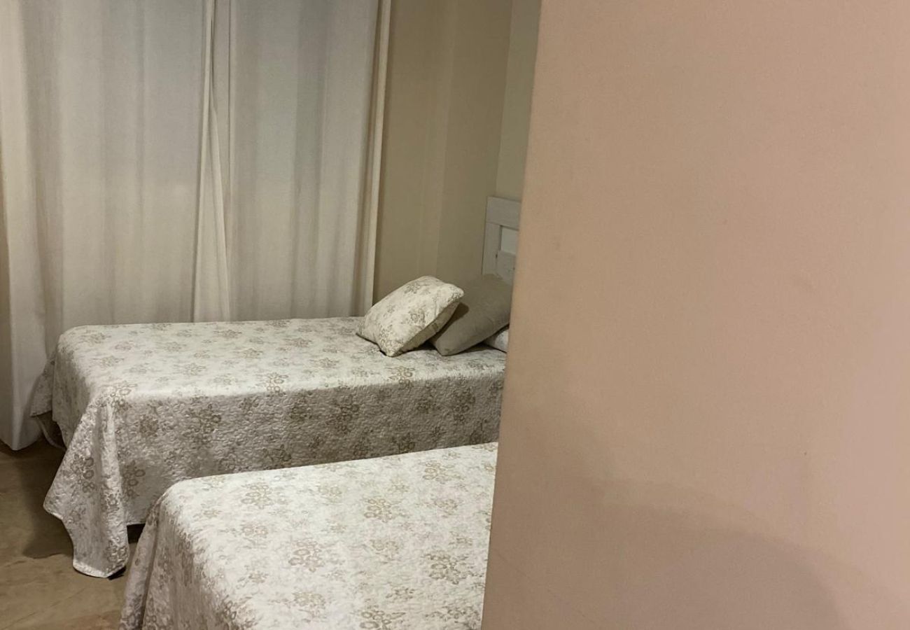 Ferienwohnung in Denia - Ronda MAr 2 hab - C3 Lm 037