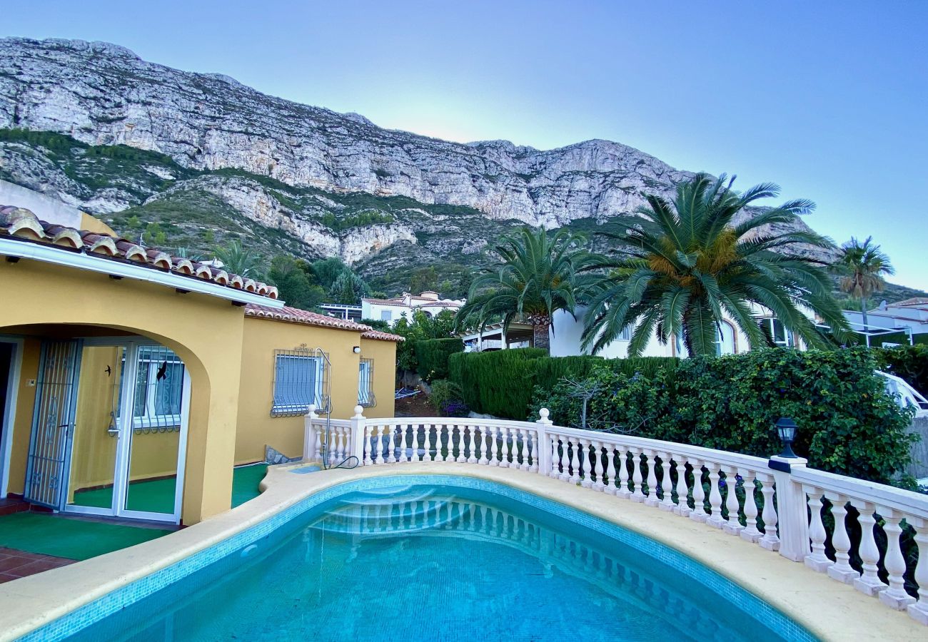 Villa in Denia - Villa Canoa-3-d vistas al mar , piscina MT003