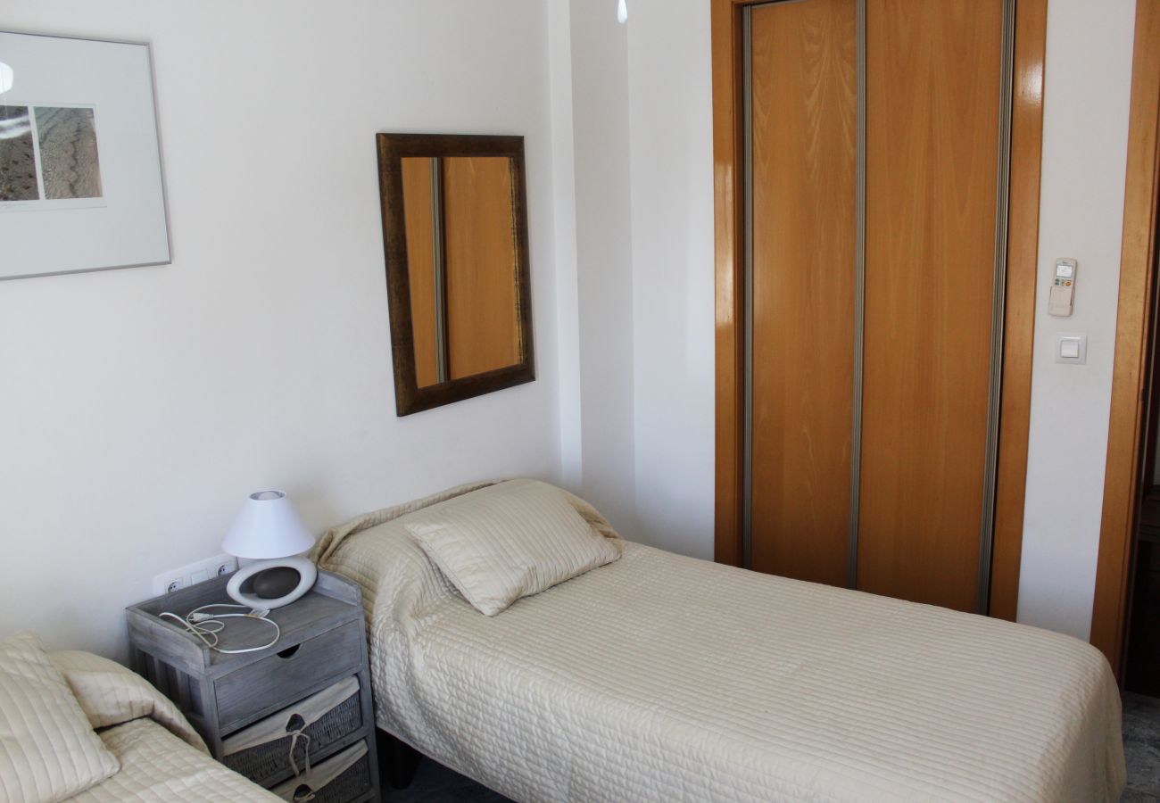 Apartment in Denia - MARINA BLAU- 2D-5C VYB (lM -058)