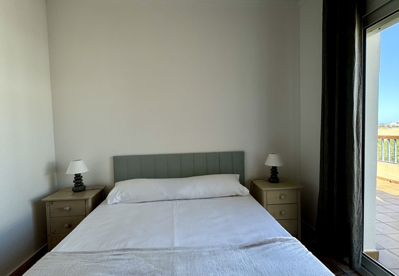 Apartment in Denia - CARLTON 131 beachfront, large terrace