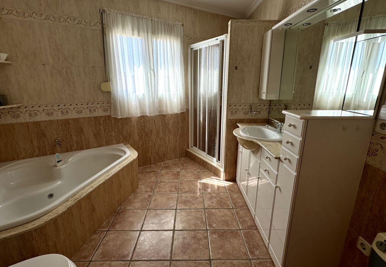 Apartment in Denia - CARLTON 131 beachfront, large terrace