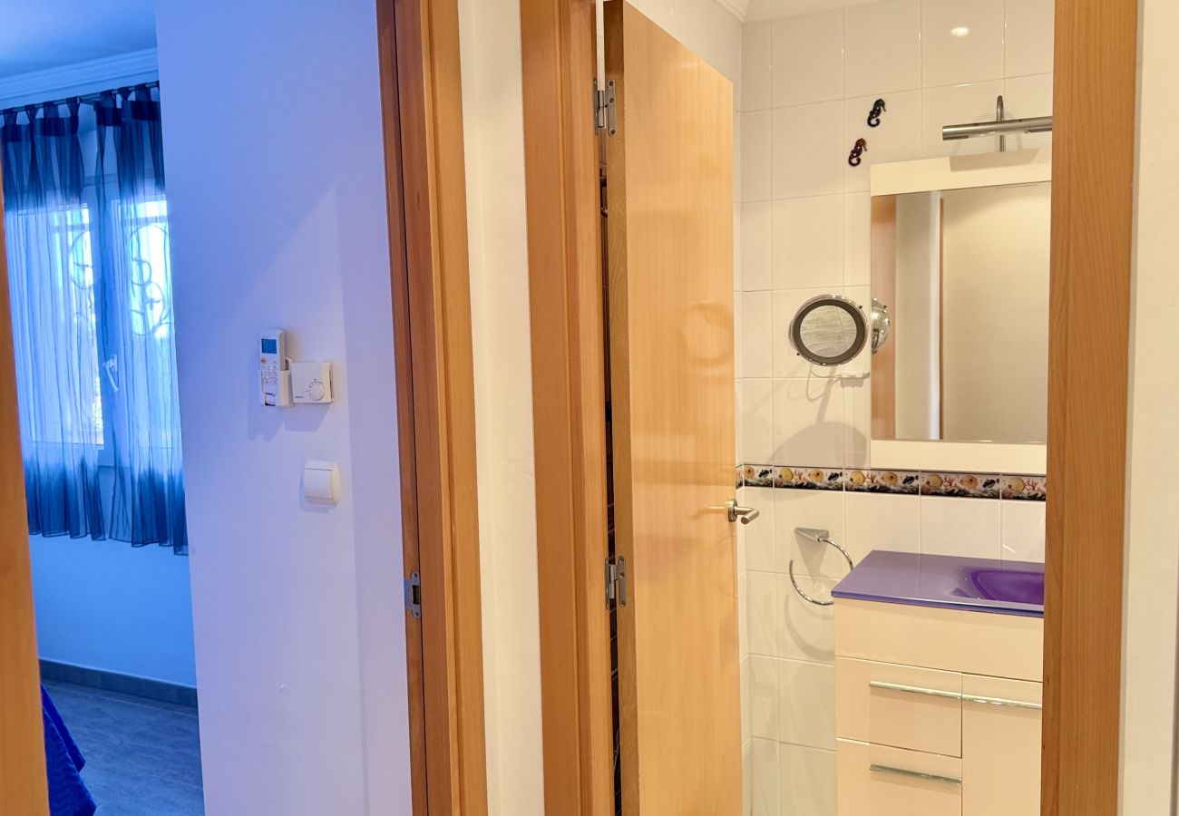 Apartment in Denia - Marivent 3 hab VYB LM -053