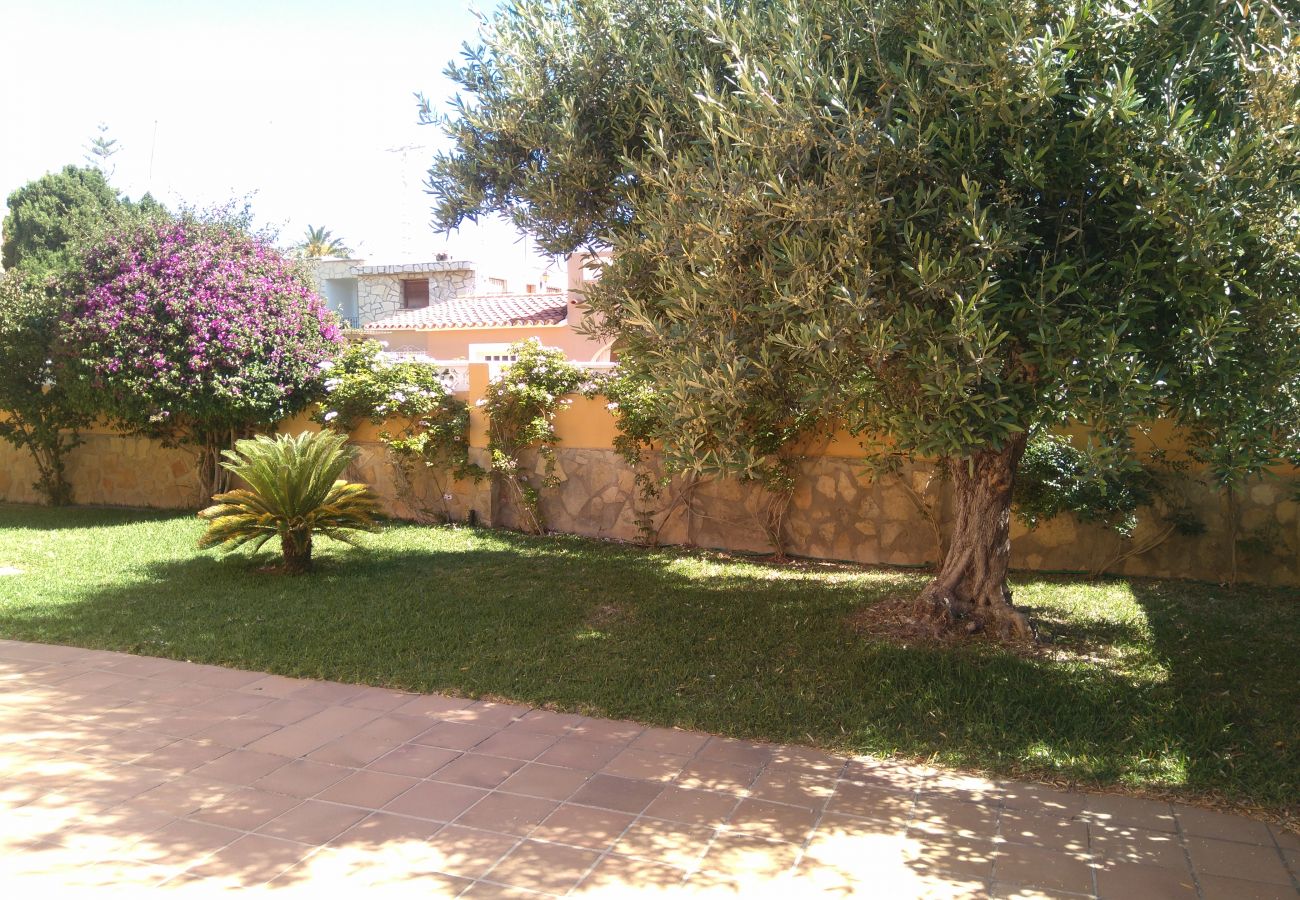 Шале на Дения / Denia - Villa Lletxola
