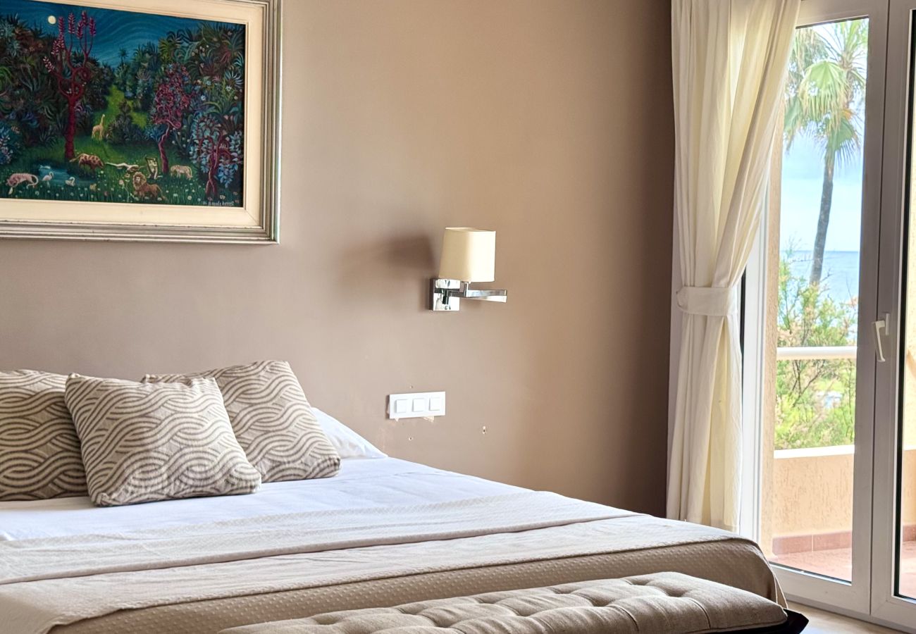 Вилла на Дения / Denia - VILLA PRIMERA LINEA LM-080
