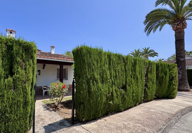 Бунгало на Denia - EL PALMAR 196 LM-019 Бунгало на Denia - EL PALMAR 196 LM-019