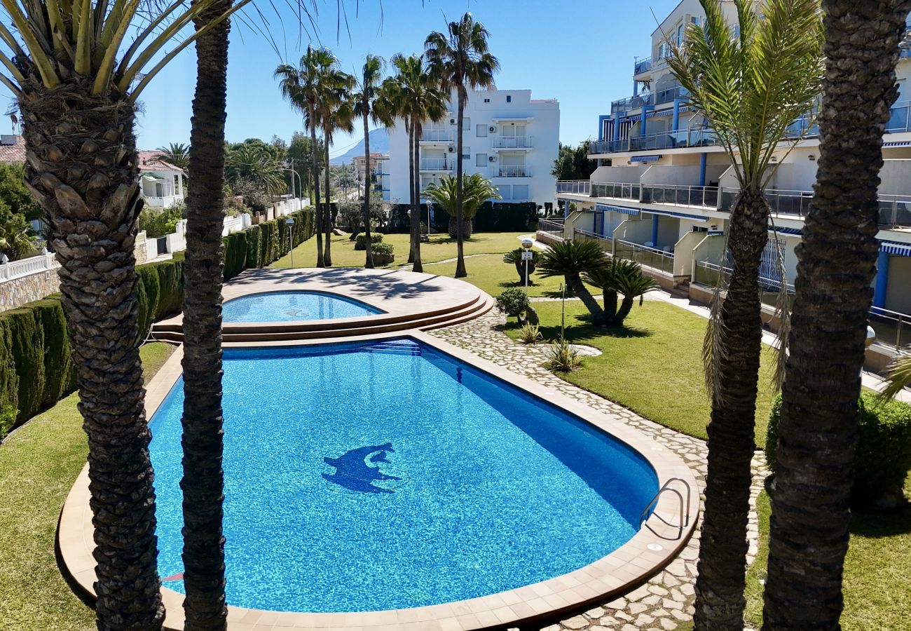 Апартаменты на Дения / Denia - Marivent 3 hab VYB LM-053